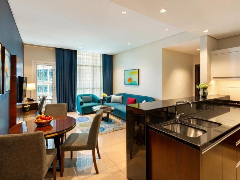 Royal Continental Suites Business Bay