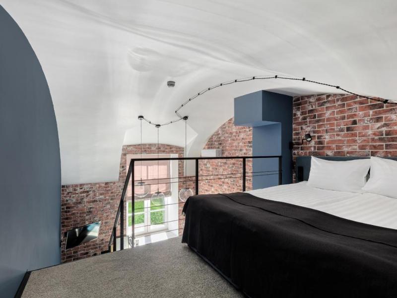 1715 Duplex Hotel