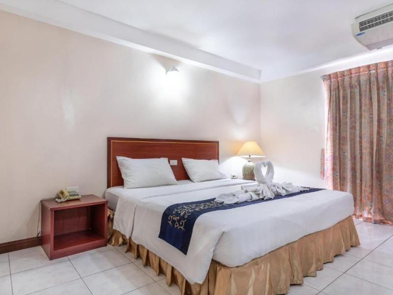 Eastiny Place Hotel