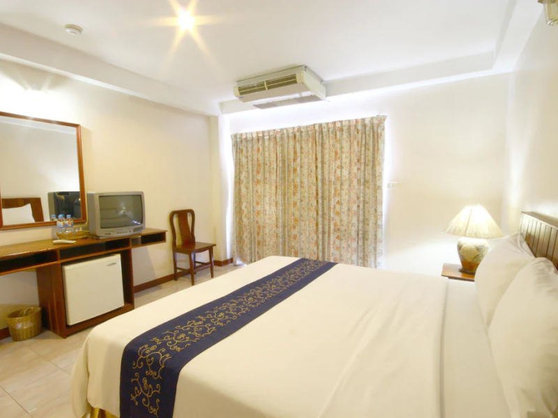 Eastiny Place Hotel