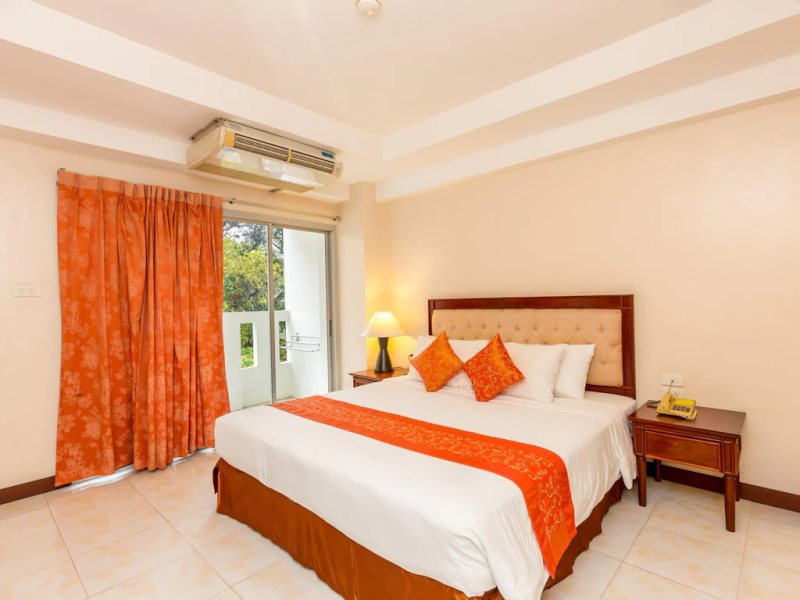 Eastiny Place Hotel