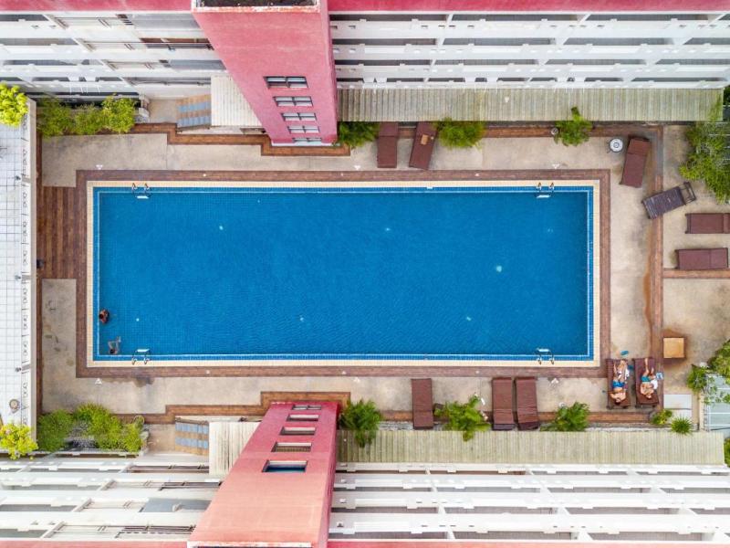 Eastiny Place Hotel