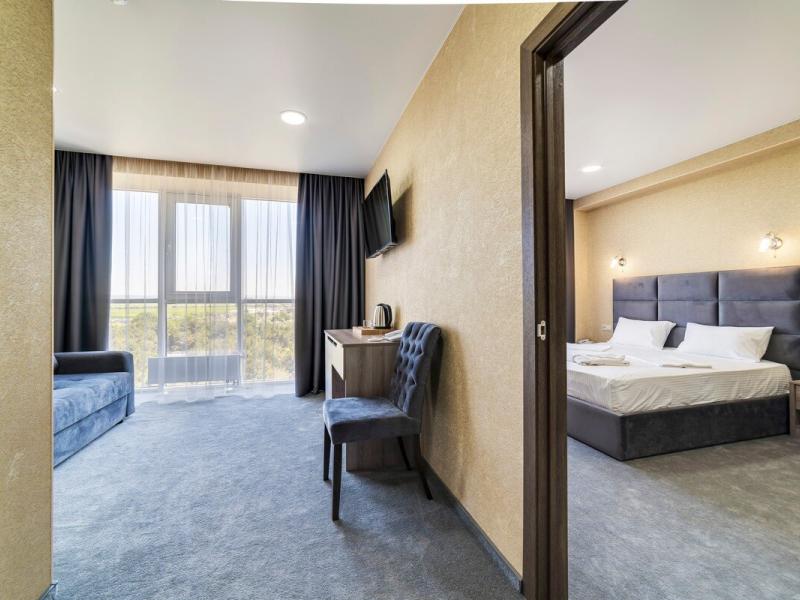 Grand Sapphire Hotel