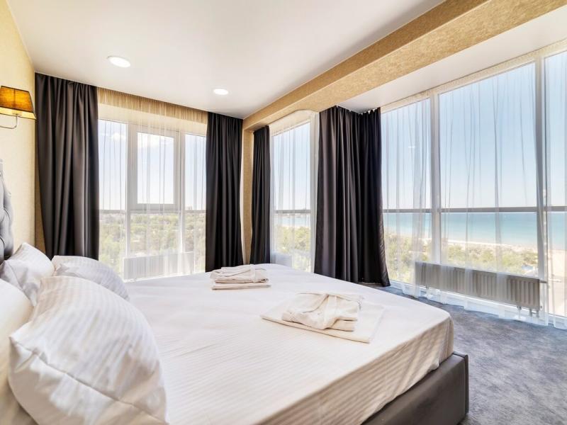 Grand Sapphire Hotel