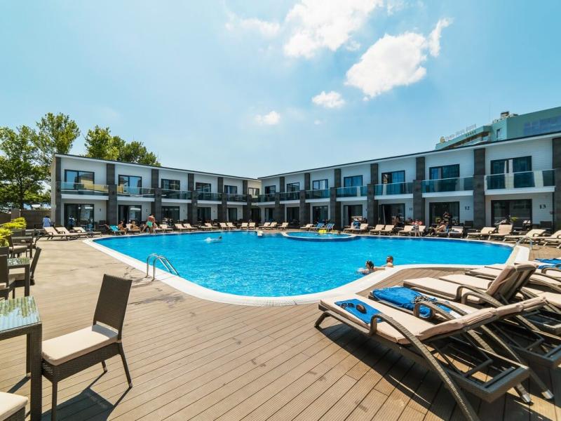 Grand Sapphire Hotel