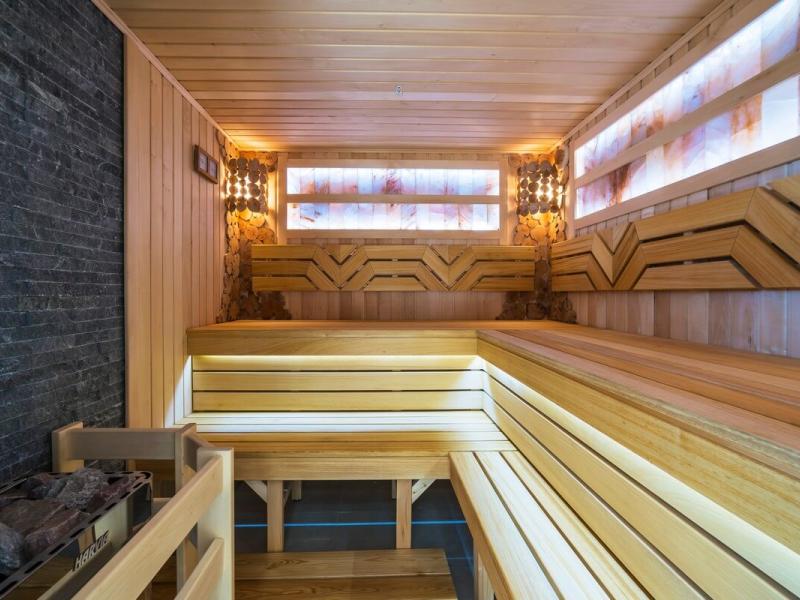 Grand Sapphire Hotel