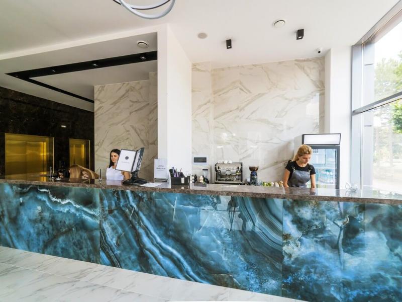 Grand Sapphire Hotel