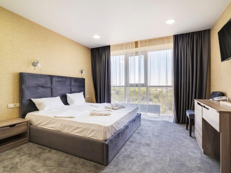 Grand Sapphire Hotel