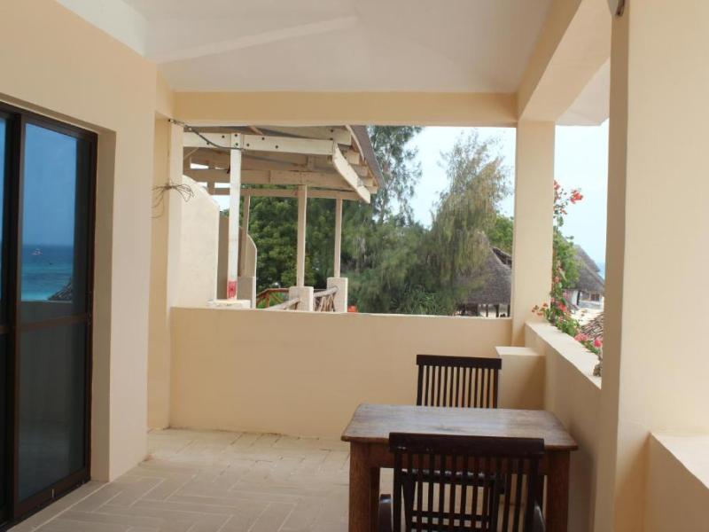Faridu Beach Bungalows