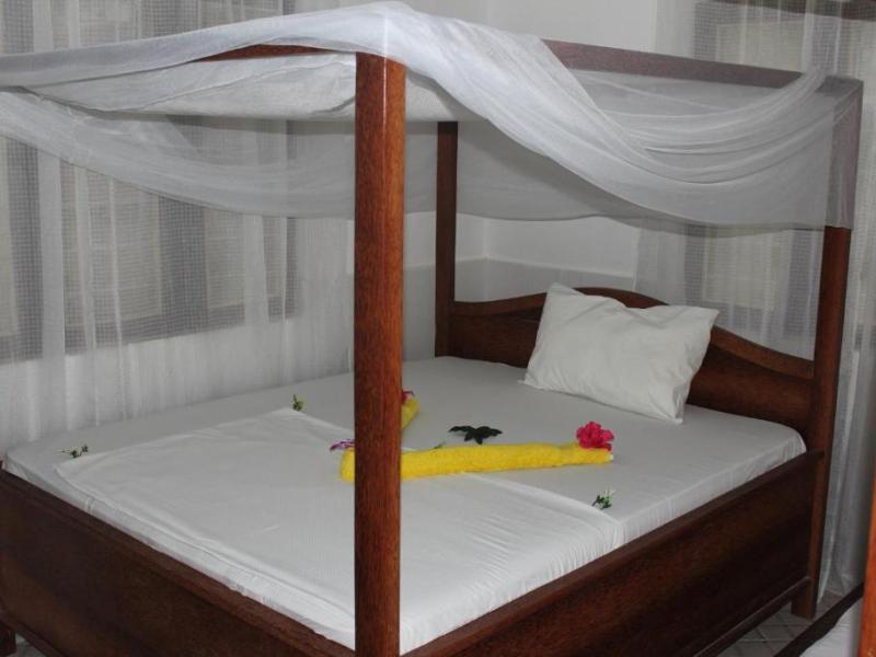 Faridu Beach Bungalows