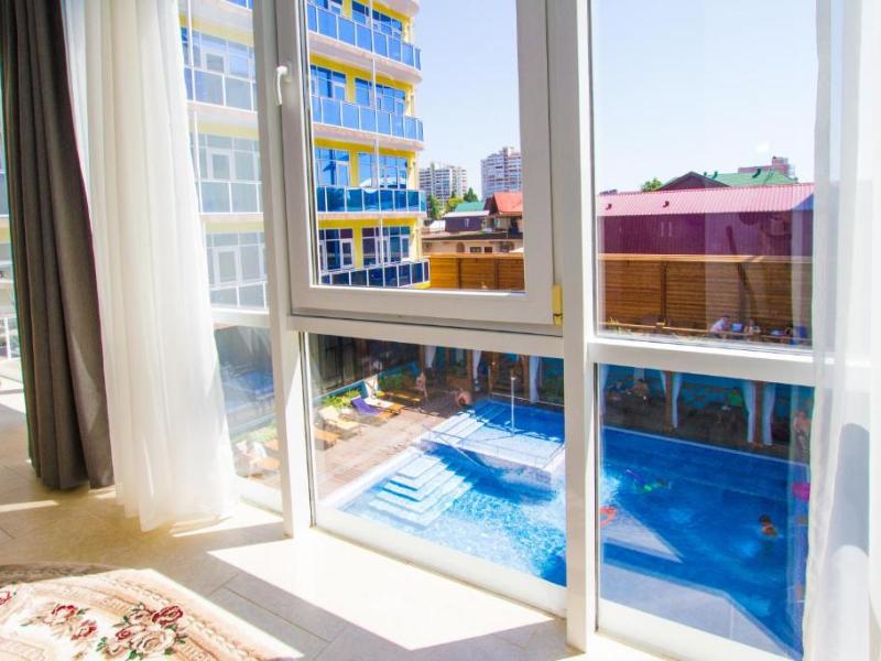 Атлант Люкс