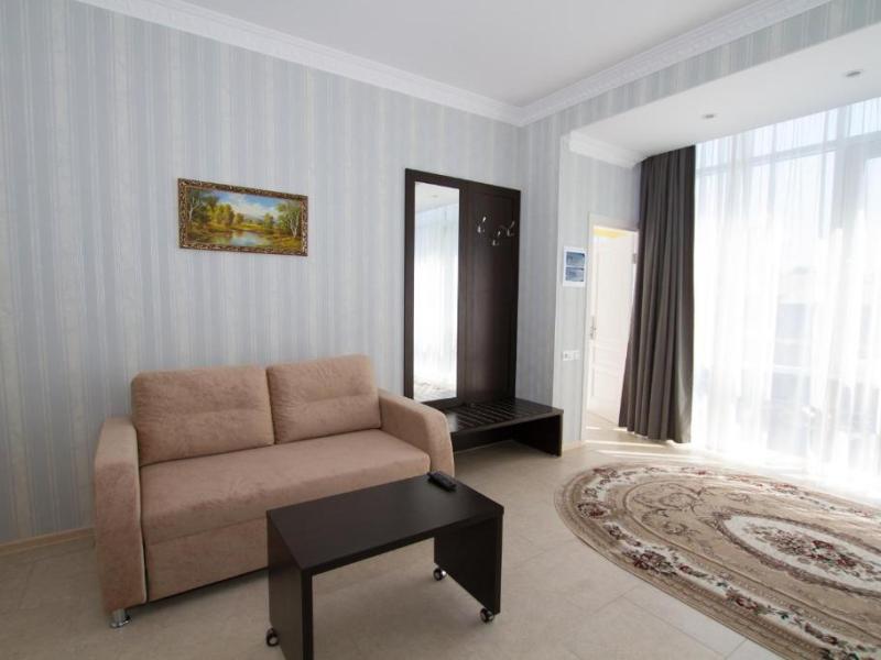 Атлант Люкс