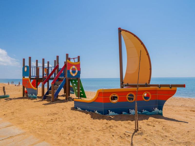 Санвиль Золотой пляж