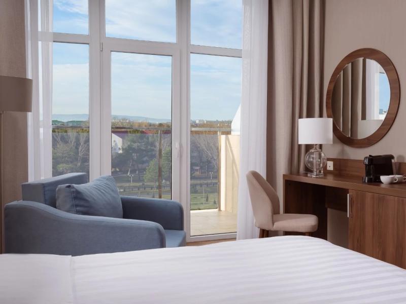 Movenpick Resort & SPA Anapa Miracleon