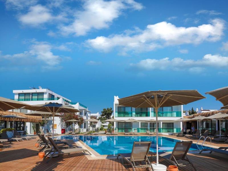 Yalipark Beach Hotel