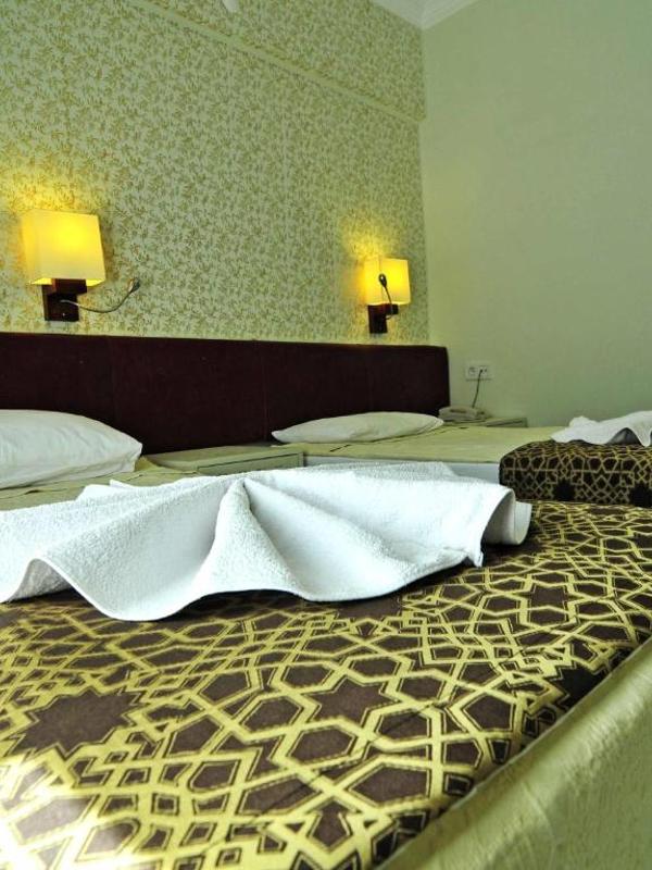 Sun Kiss Hotel