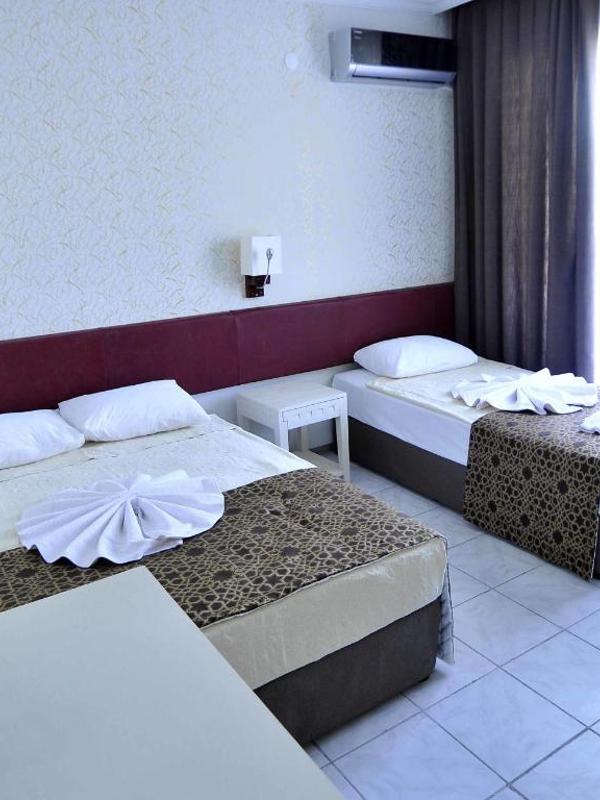 Sun Kiss Hotel