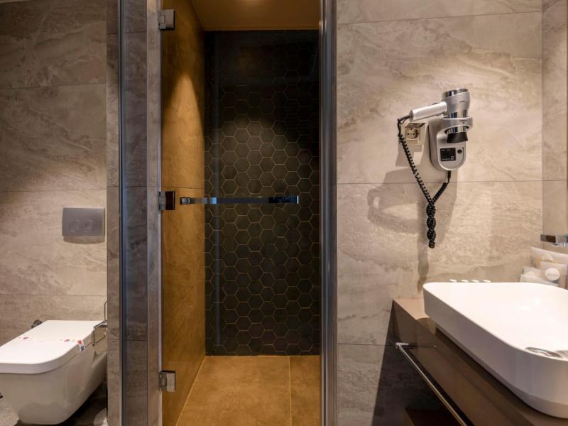 Calyptus Kirman Premium