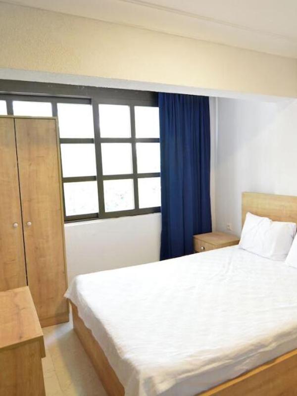 Ados Hotel