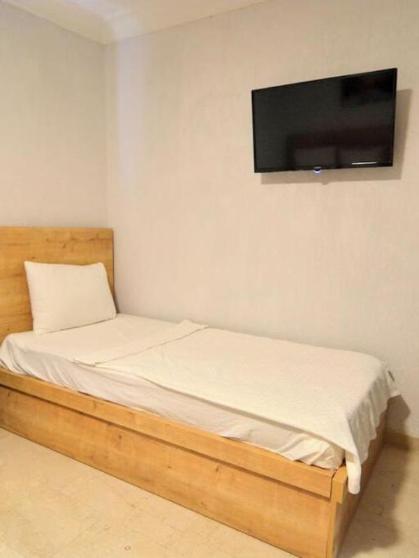 Ados Hotel