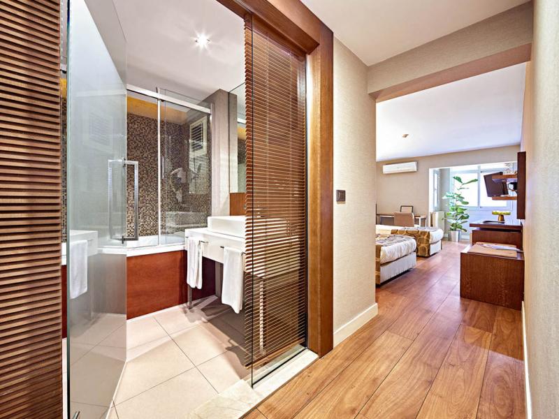 The New Zeybek Hotel