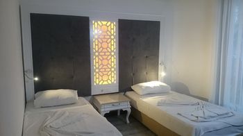 Ata Lagoon Beach Hotel