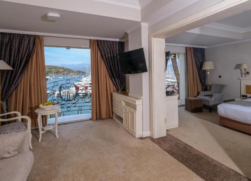 Ece Saray Marina Resort