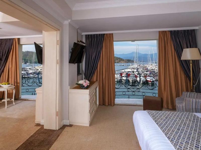 Ece Saray Marina Resort