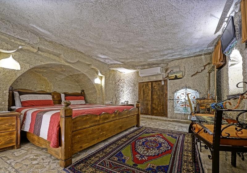 Maccan Cave Hotel