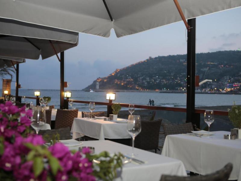 Sun Hotel By En Vie Beach