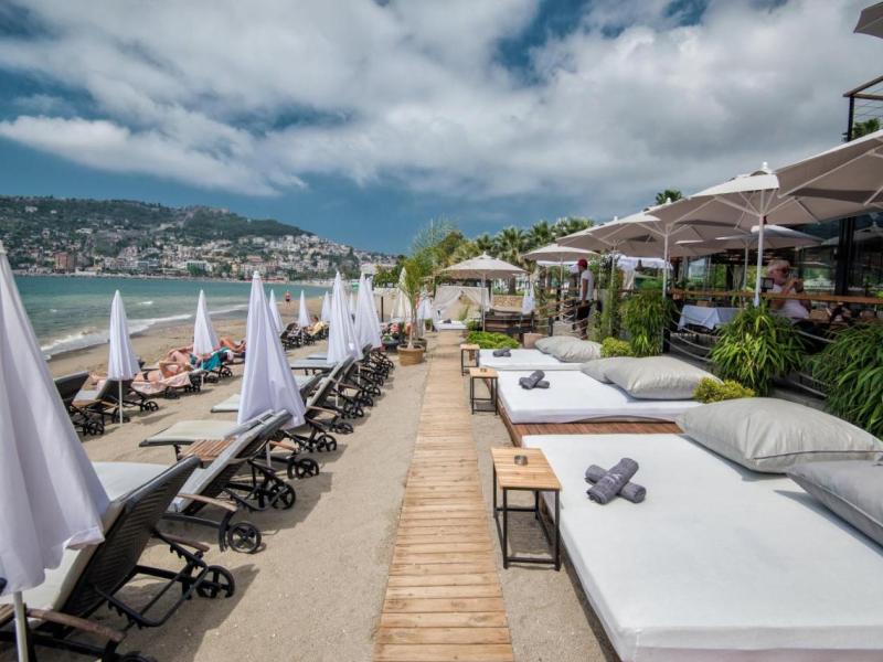 Sun Hotel By En Vie Beach