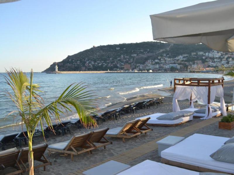 Sun Hotel By En Vie Beach