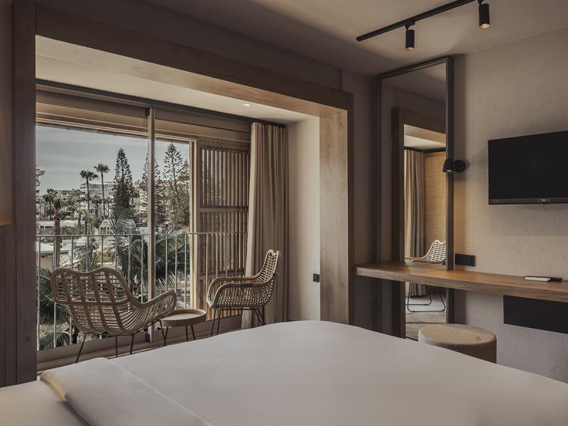 Sun Hotel By En Vie Beach