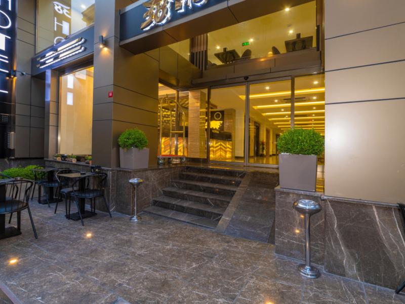 38 Hotel