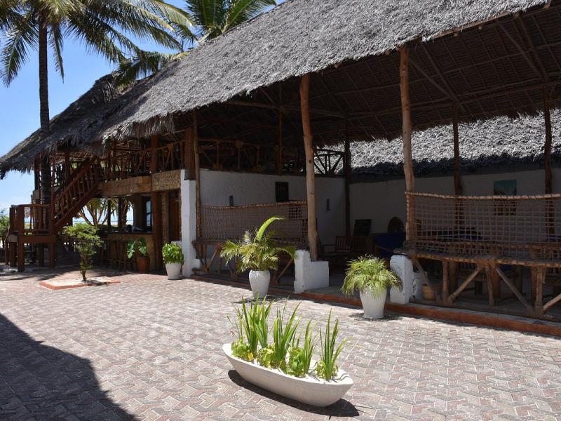 Pwani Silver Sand Beach Hotel