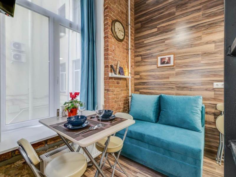 Sokroma Jules Verne Aparts