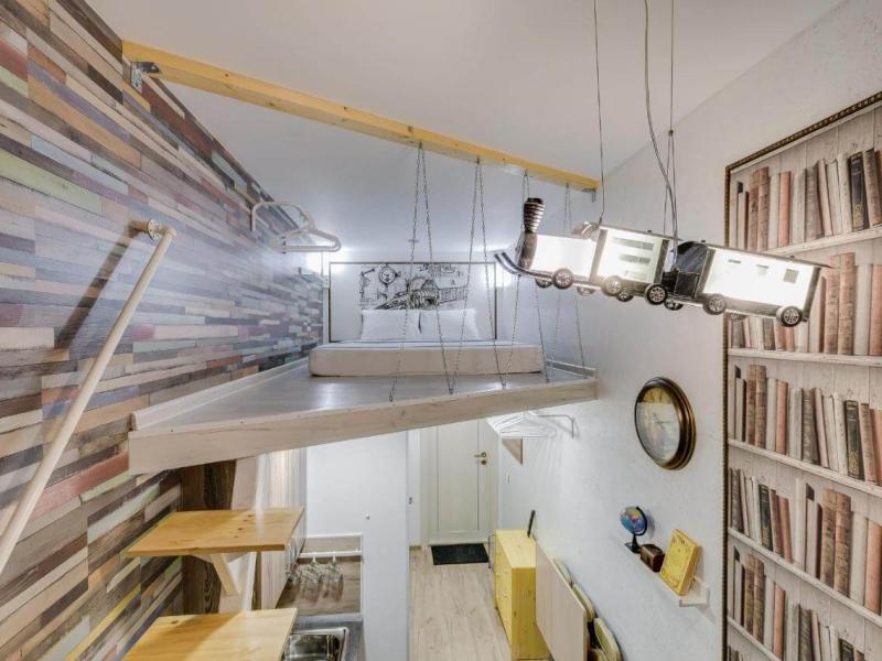 Sokroma Jules Verne Aparts