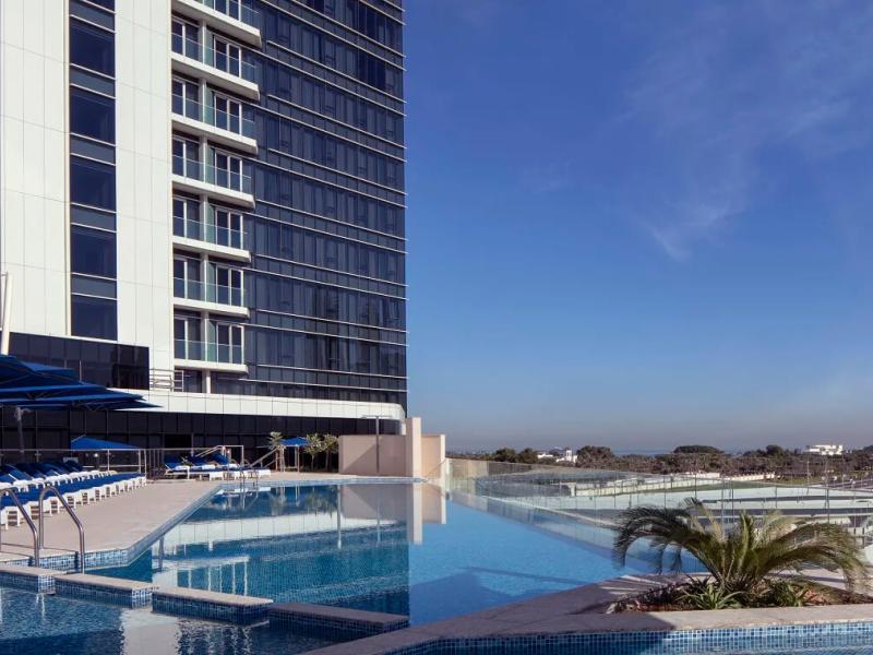 Avani Palm View Dubai Hotel & Suites