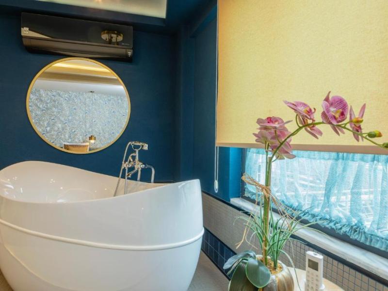 Ayramin Deluxe Hotel