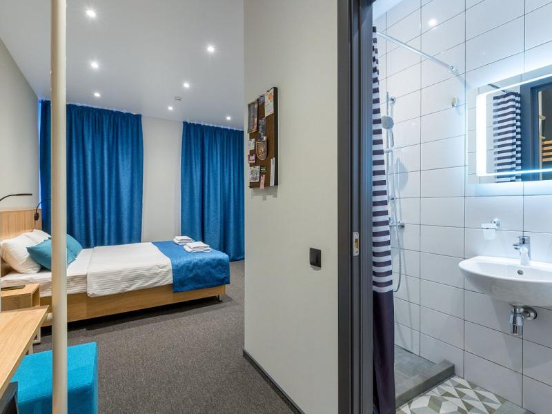 IZZZI у Гостиного Двора