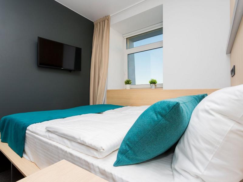 IZZZI у Гостиного Двора