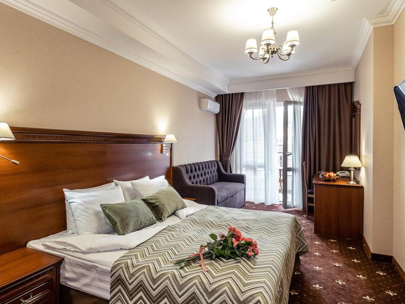 Южные ночи (Кабардинка)