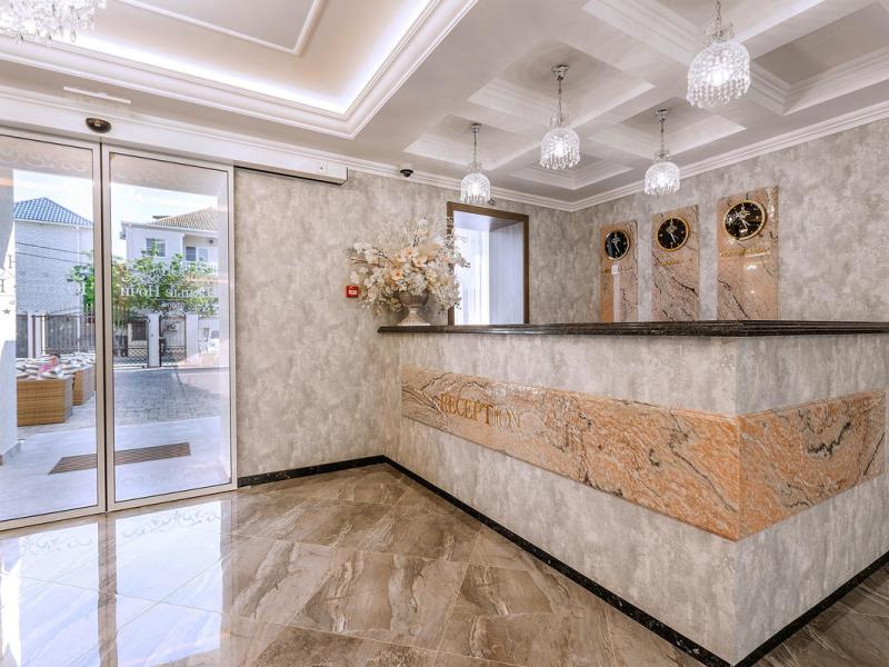 Южные ночи (Кабардинка)