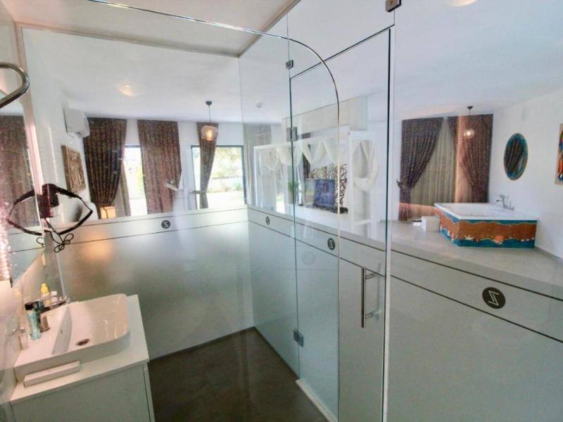 Z Exclusive Hotel and Villas