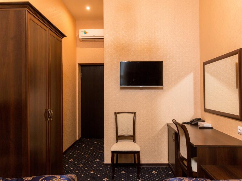 Sapphire Hotel
