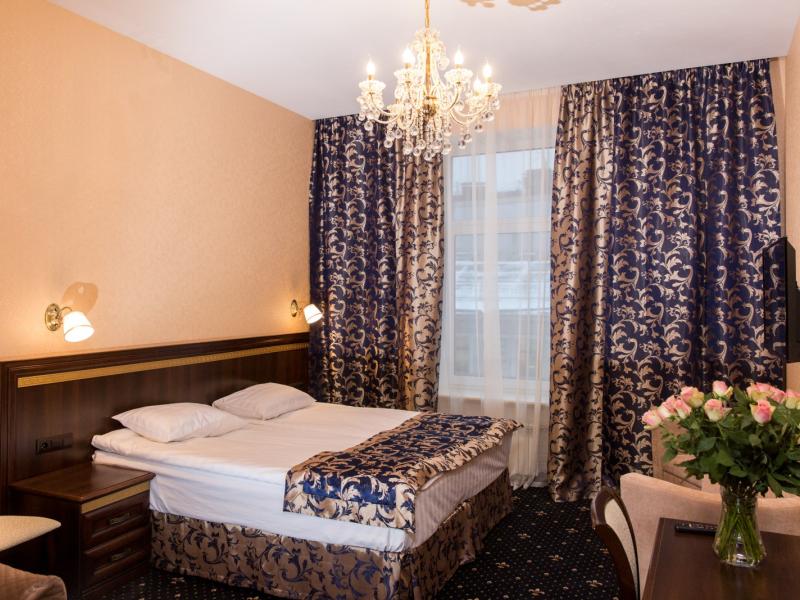 Sapphire Hotel