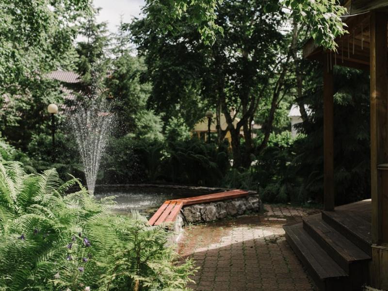 Отель Спутник