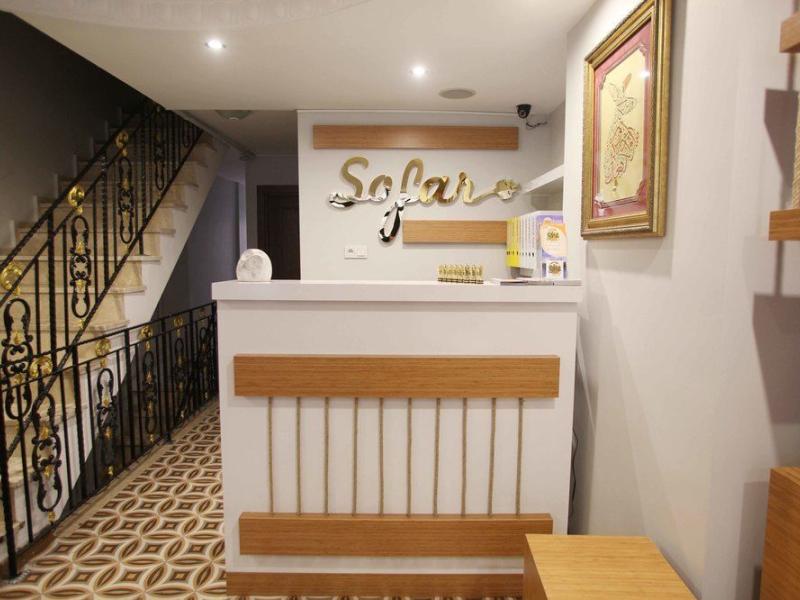 Alf Hotel