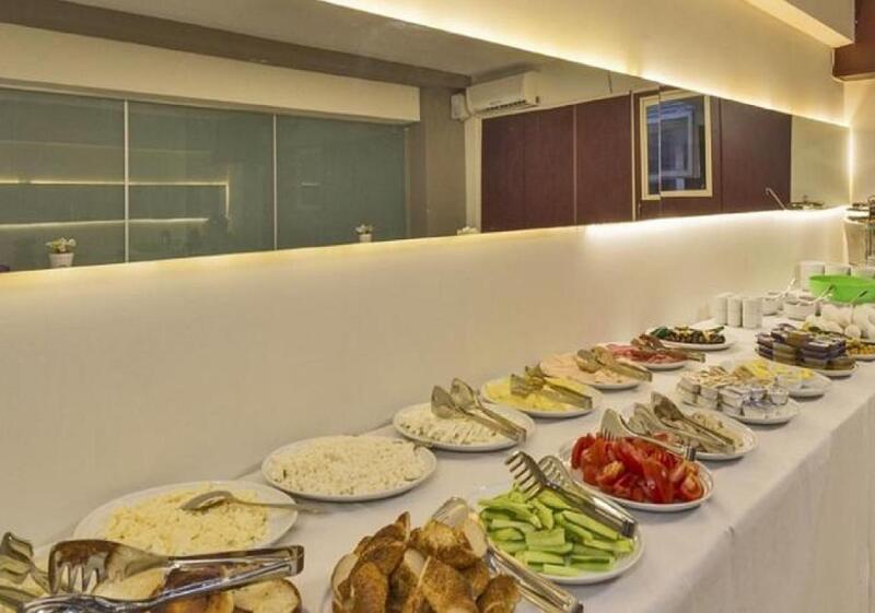 Metrolux Hotel