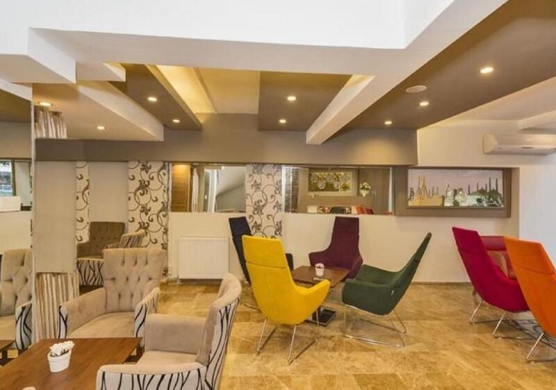 Metrolux Hotel